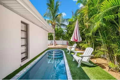 400 75th Street, Holmes Beach, FL 34217 - Photo 6
