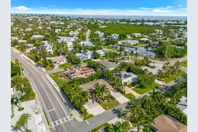 400 75th Street, Holmes Beach, FL 34217 - Photo 68