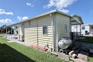 6904 Cortez Rd W, Bradenton, FL 34210 - Photo 26
