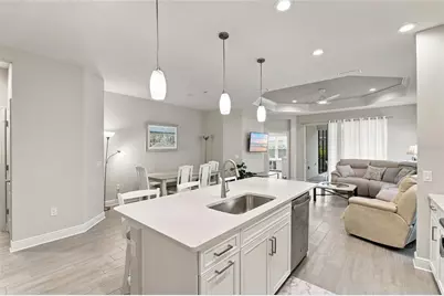 12736 Seasong Terrace, Lakewood Ranch, FL 34211 - Photo 10