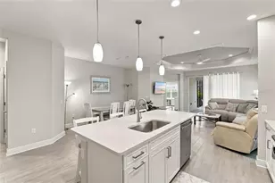12736 Seasong Ter, Lakewood Ranch, FL 34211 - Photo 10