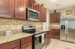 3809 Golden Oriole Pkwy, Sarasota, FL 34232 - Photo 14