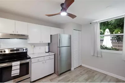 226 Sherwood Drive, Bradenton, FL 34210 - Photo 8