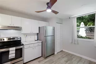 226 Sherwood Dr, Bradenton, FL 34210 - Photo 8