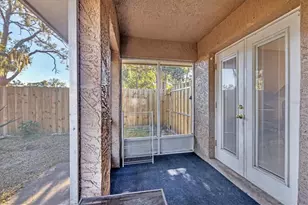 2703 Forest Knoll Dr, Sarasota, FL 34232 - Photo 20