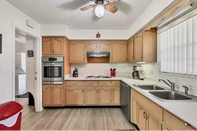 2619 Clipper Ship Way, Sarasota, FL 34231 - Photo 14