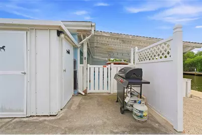 28 Seaside Court, Holmes Beach, FL 34217 - Photo 38
