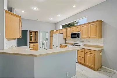 5814 Fairwoods Circle, Sarasota, FL 34243 - Photo 22