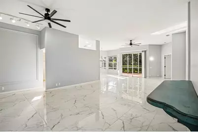 5814 Fairwoods Circle, Sarasota, FL 34243 - Photo 6