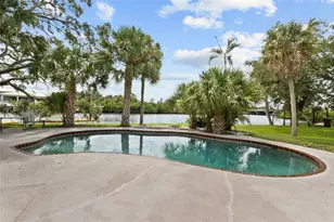 5381 Palos Verdes Dr, Sarasota, FL 34231 - Photo 22