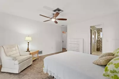3378 Kenmore Drive, Sarasota, FL 34231 - Photo 18