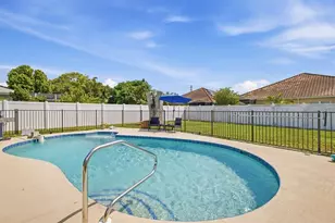 7201 11th Ave W, Bradenton, FL 34209 - Photo 2