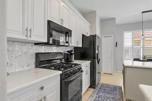194 Treviso Ct, Nokomis, FL 34275 - Photo 12