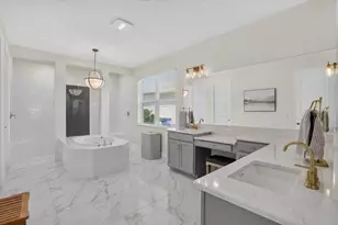 10203 Milky Way Cir, Sarasota, FL 34241 - Photo 50
