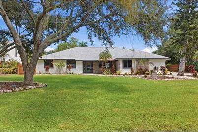 1411 70th Street NW, Bradenton, FL 34209 - Photo 4