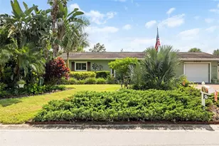 3012 Hyde Park St, Sarasota, FL 34239 - Photo 1