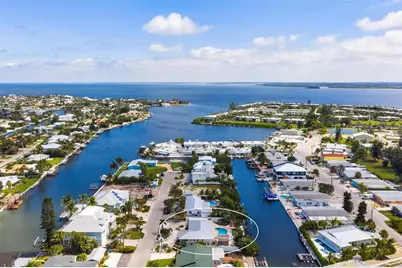 503 65th Street, Holmes Beach, FL 34217 - Photo 6