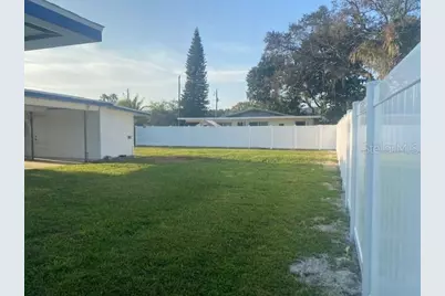 1901 6th Street W, Palmetto, FL 34221 - Photo 18