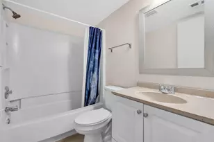 7294 Cloister Dr, Sarasota, FL 34231 - Photo 10
