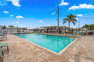 2055 Champion St, Sarasota, FL 34231 - Photo 40