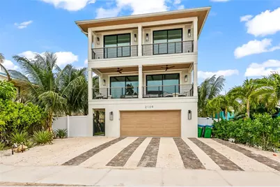 2109 Avenue C, Bradenton Beach, FL 34217 - Photo 4