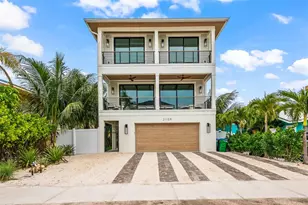 2109 Avenue C, Bradenton Beach, FL 34217 - Photo 1