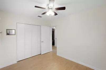 5375 49th Avenue N, Saint Petersburg, FL 33709 - Photo 10