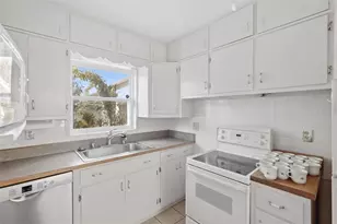 5375 49th Ave N, Saint Petersburg, FL 33709 - Photo 16