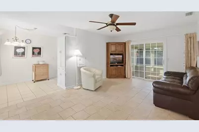 5375 49th Avenue N, Saint Petersburg, FL 33709 - Photo 6