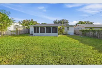 5375 49th Avenue N, Saint Petersburg, FL 33709 - Photo 24