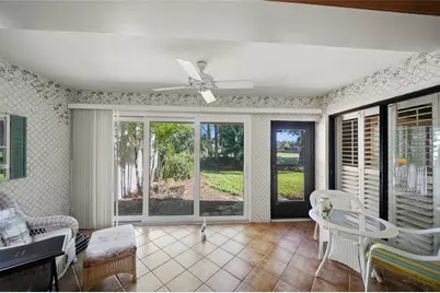 3266 Sandleheath #51, Sarasota, FL 34235 - Photo 8