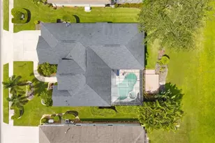 12223 Summer Meadow Dr, Lakewood Ranch, FL 34202 - Photo 6