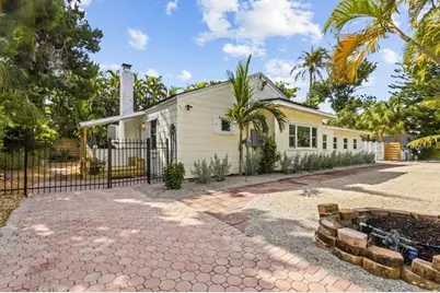760 Longboat Court, Longboat Key, FL 34228 - Photo 2