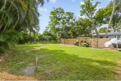 760 Longboat Court, Longboat Key, FL 34228 - Photo 22