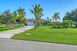 17618 White Tail Ct, Parrish, FL 34219 - Photo 2