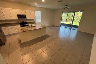 8736 Milestone Dr, Sarasota, FL 34238 - Photo 6