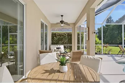 414 Londonderry Drive, Sarasota, FL 34240 - Photo 8