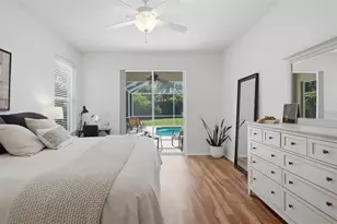 414 Londonderry Dr, Sarasota, FL 34240 - Photo 24