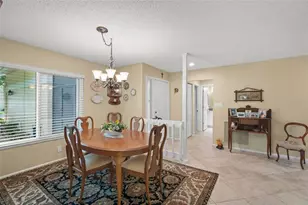 4239 Carriage Dr, Sarasota, FL 34241 - Photo 4