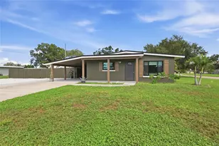 5055 Lahaina Dr, Sarasota, FL 34232 - Photo 2