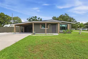 5055 Lahaina Dr, Sarasota, FL 34232 - Photo 1