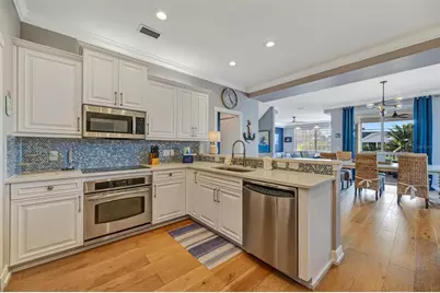 303 58th Street, Holmes Beach, FL 34217 - Photo 12