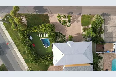303 58th Street, Holmes Beach, FL 34217 - Photo 96
