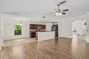 3905 Cardiff Pl, Parrish, FL 34219 - Photo 10