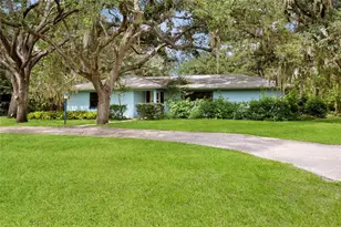 5273 Turtle Creek Ln, Sarasota, FL 34232 - Photo 2