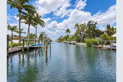 3441 Gulfmead Drive, Sarasota, FL 34242 - Photo 6