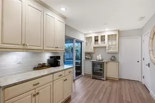 7137 Westmoreland Dr, Sarasota, FL 34243 - Photo 30