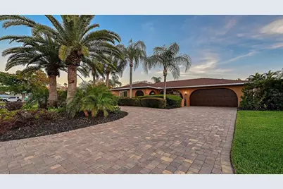 7137 Westmoreland Drive, Sarasota, FL 34243 - Photo 1