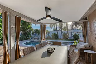 7137 Westmoreland Dr, Sarasota, FL 34243 - Photo 48