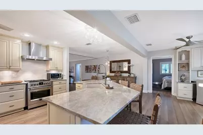 7137 Westmoreland Drive, Sarasota, FL 34243 - Photo 28